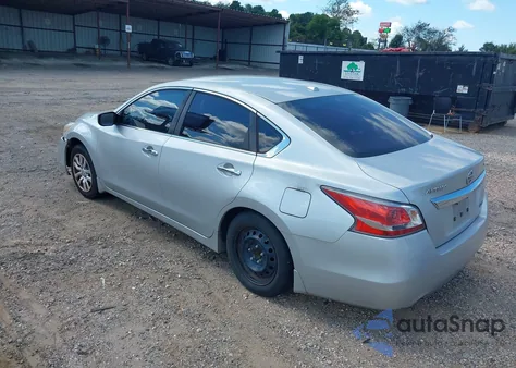 2014 Nissan Altima 2.5 S from USA, damaged, VIN 1N4AL3AP6EC323053